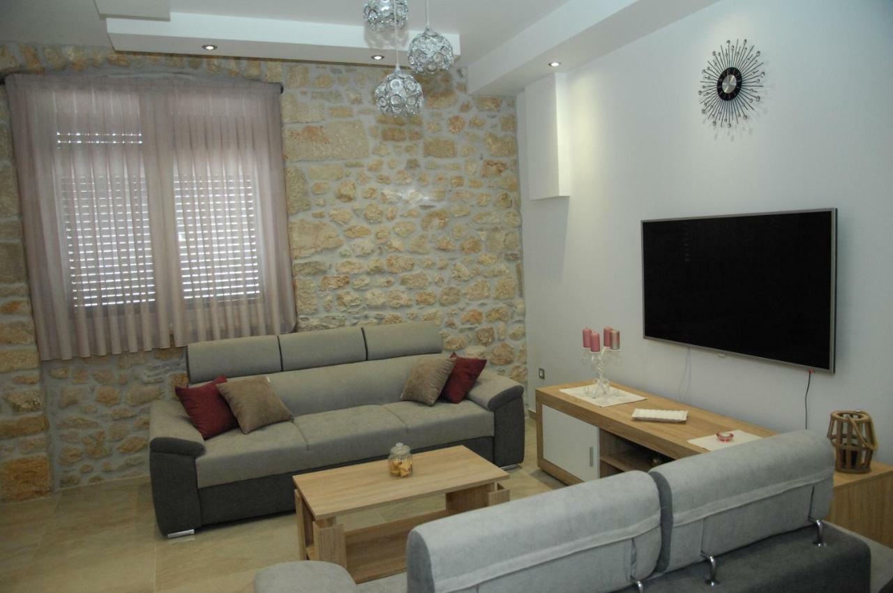 Apartmani Olujic Imotski Exterior photo